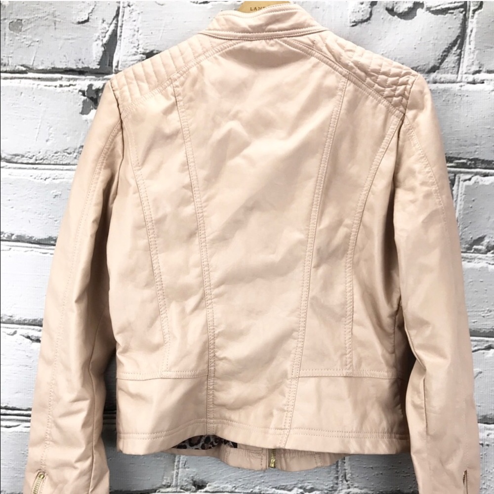 Leather jacket - Picture 2 of 3